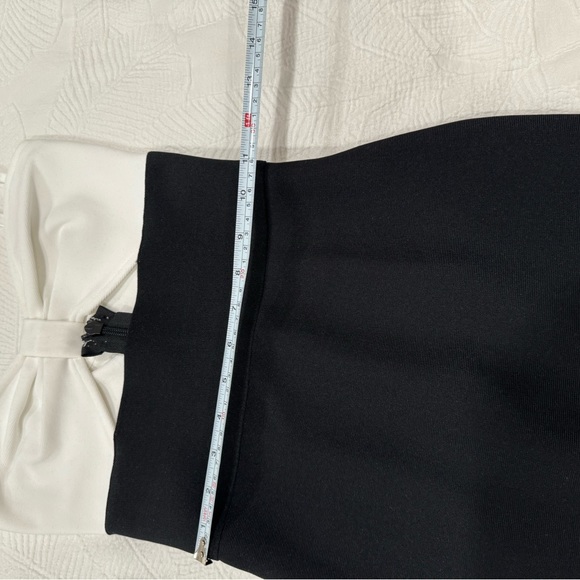 Black & white dress - Picture 5 of 5